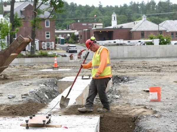 Dartmouth Hitchcock Medical Center slows hiring amid economic uncertainty
